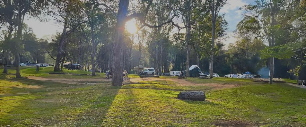 10 Fantastic Bush, Beach and Lake Campgrounds within a 2 Hour’s Drive of Brisbane